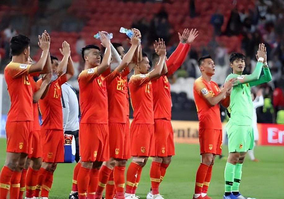 喜讯！邵佳一国足将通过三场比赛考察新人，已有两位王牌表现不俗